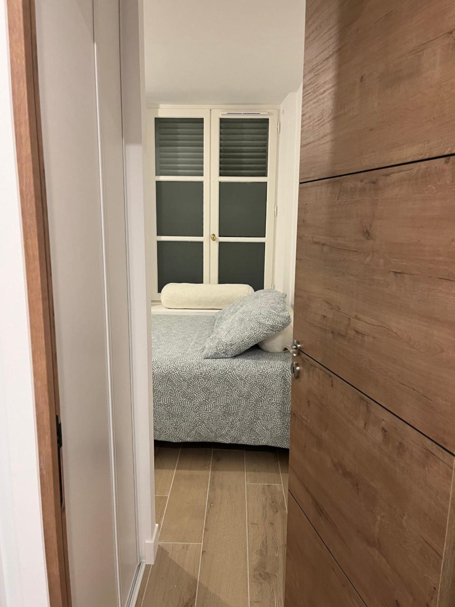 Chambre Chez Habitant Douche Wc Prives - Calme - Terrasse Saint-Germain-en-Laye Luaran gambar